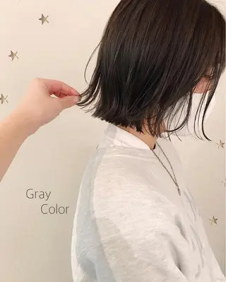ショート カラー 市川 千夏のヘアスタイル