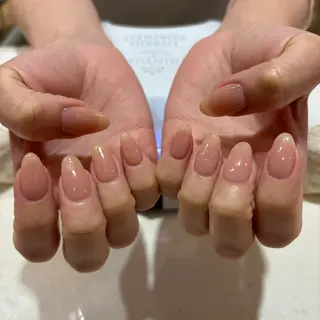 ネイル She 横浜 栗飯原  彩禾のネイルデザイン