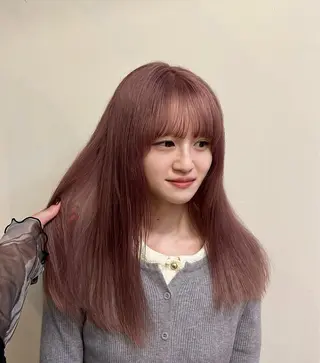 ロング カラー 木藤 優杏のヘアスタイル