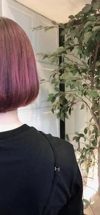 カラー やまもと すぐるのヘアスタイル