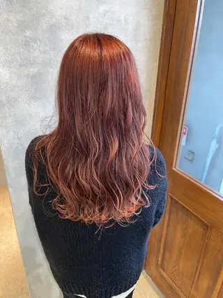 ロング カラー mu ku.のヘアスタイル
