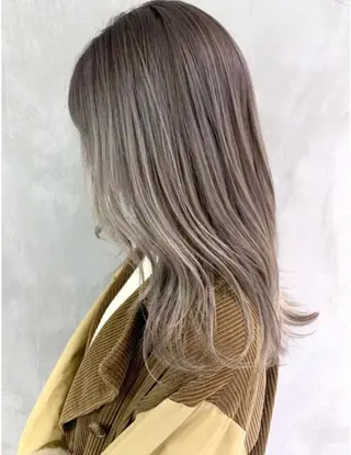 セミロング ケアブリーチ 黒瀬有汰のヘアスタイル