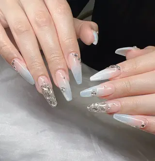 ネイル Lee Nailsのネイルデザイン