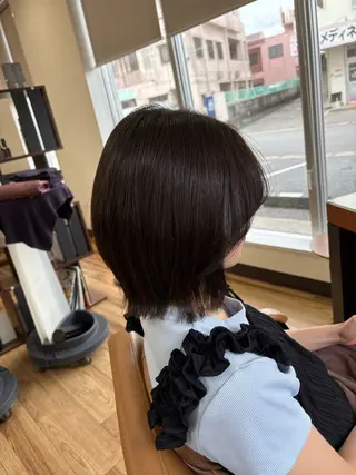 ショート カラー スー 髪質改善 レイヤーのヘアスタイル
