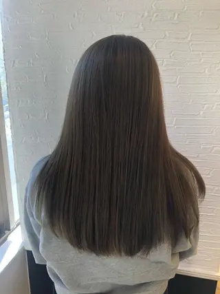 ロング 艶感🫧透明感カラー YUKARIのヘアスタイル
