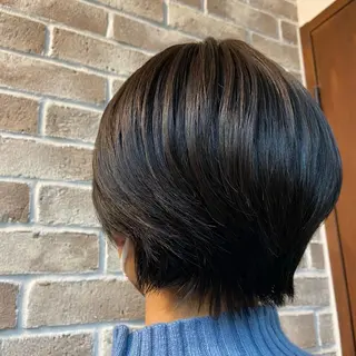 ショート カラー 川崎 かなでのヘアスタイル