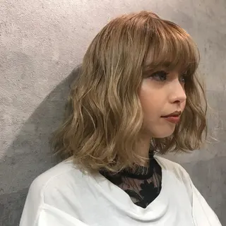 セミロング カラー Yuki☺︎パーマ レイヤーカットのヘアスタイル