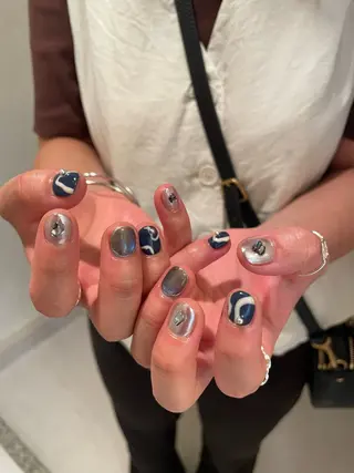 ネイル Ami 🦥のネイルデザイン