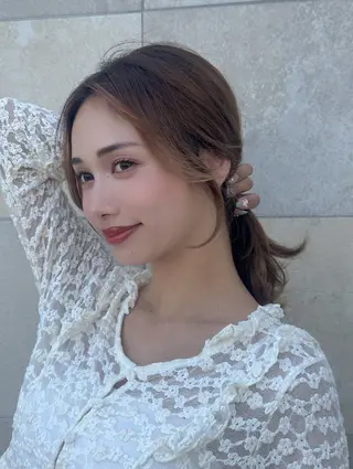 ミディアム 小顔レイヤー/ ベージュ🤍Rieのヘアスタイル
