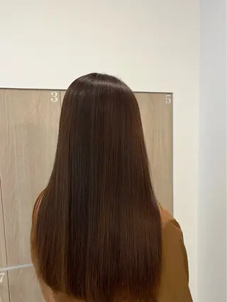 ロング パーマ ルプラボウ 鈴木 莉菜のヘアスタイル