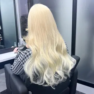 ロング カラー シールエクステ特化 ハイトーン、NANAのヘアスタイル