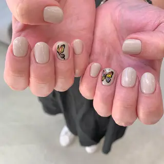 ネイル 藤原 胡桃のネイルデザイン