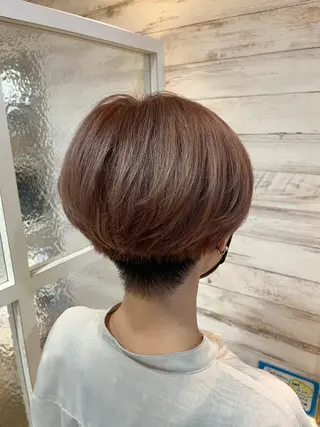 ショート カラー 三上 由貴のヘアスタイル