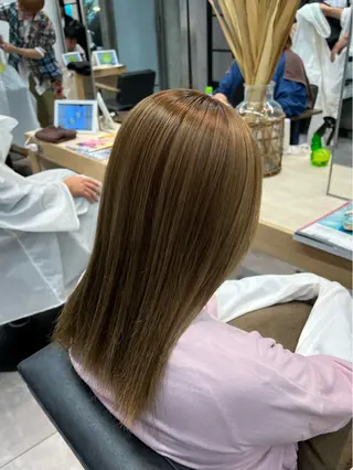 セミロング カラー 🌞レイヤー×カラー 前川那津美🌞のヘアスタイル