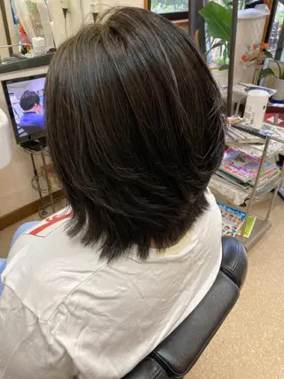 ミディアム カラー 石塚 浩のヘアスタイル