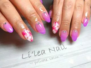 ネイル Li'leaNail AINAのネイルデザイン