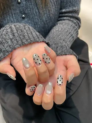 ネイル Kuwata Arisa⋆🍒⭒˚のネイルデザイン