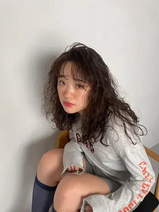 レイヤーカット🐩 透明感カラー モカのヘアスタイル