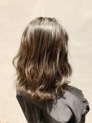 セミロング 佐藤 ナルトのヘアスタイル