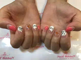 ネイル ネイルリボン 受付スタッフのネイルデザイン