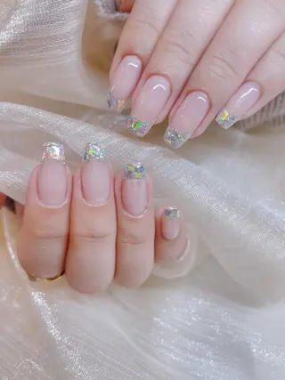 ネイル Demure Momo銀座店のネイルデザイン