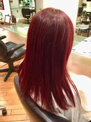 セミロング カラー ヘアアレンジ 秋葉 一郎のヘアスタイル