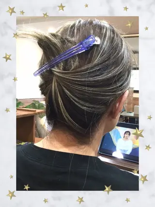 セミロング カラー Annon プライベートサロンのヘアスタイル