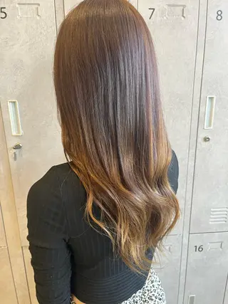 カラー 福島 果音のヘアスタイル