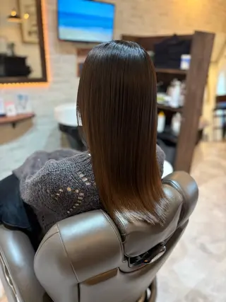 ロング ツヤ髪専門美容師 桑原 和誠のヘアスタイル