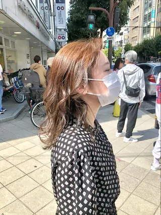 セミロング カラー パーマ ヘアアレンジ ネイル マツエク・マツパ エビスザキレン／メン ズ／心斎橋🌳のヘアスタイル