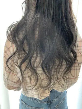 ロング カラー fio マナミのヘアスタイル