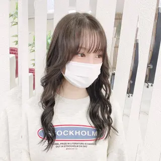 セミロング カラー YURI ✨のヘアスタイル