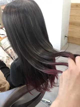セミロング 艶髪/ハイトーン Sherryのヘアスタイル