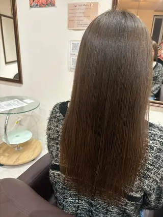 セミロング 酸性ストレート✨ 艶カラー✨谷口倭子のヘアスタイル