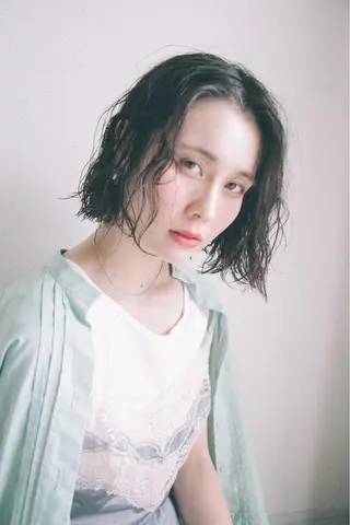 カラー 湯川 未咲希のヘアスタイル