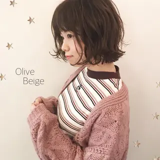 ミディアム カラー 市川 千夏のヘアスタイル