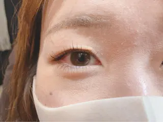 マツエク・マツパ 下村 真穂の眉毛・アイブロウイメージ