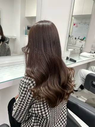 セミロング カラー ❄最強かわいいカラー ❄️MINA❄️のヘアスタイル