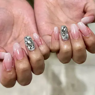 ネイル Umezawa Minoriのネイルデザイン