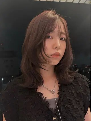 セミロング 🐏Yuna＊透明感 ハイトーンカラー✨のヘアスタイル