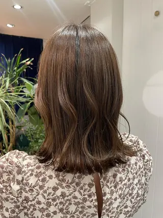 ミディアム カラー レイヤー♡ 石川優奈のヘアスタイル