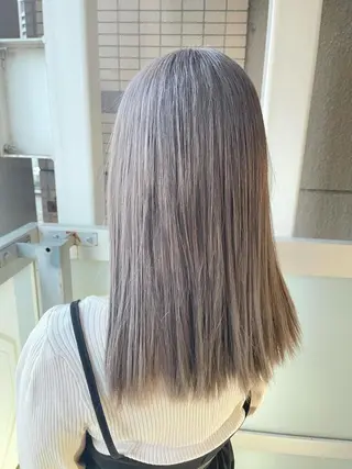 ロング カラー 岩谷/ブリーチ 🪽透明感カラーのヘアスタイル