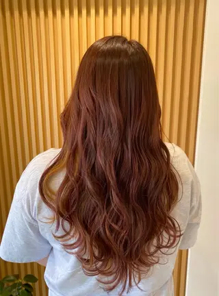 ロング カラー やじま ひろこのヘアスタイル