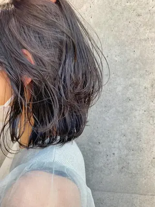 ミディアム カラー ヘアアレンジ 🧸ミルクティー🧸 kousei🧸のヘアスタイル