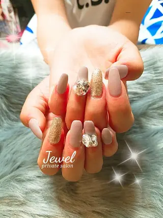 ネイル ＪＥＷＥＬ ＮＡＩＬのネイルデザイン