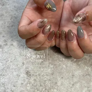 ネイル S. JEWELのネイルデザイン