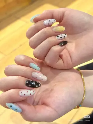 ネイル T.Lee Nail Lilyのネイルデザイン