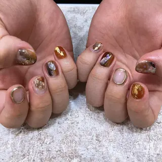 ネイル elu :nail&eyeのネイルデザイン