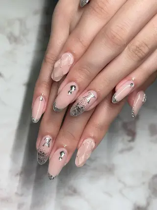 ミディアム Nail Salon espritのネイルデザイン