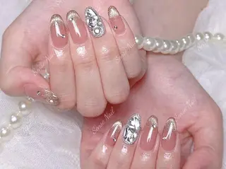 ネイル Queening 🦋のネイルデザイン